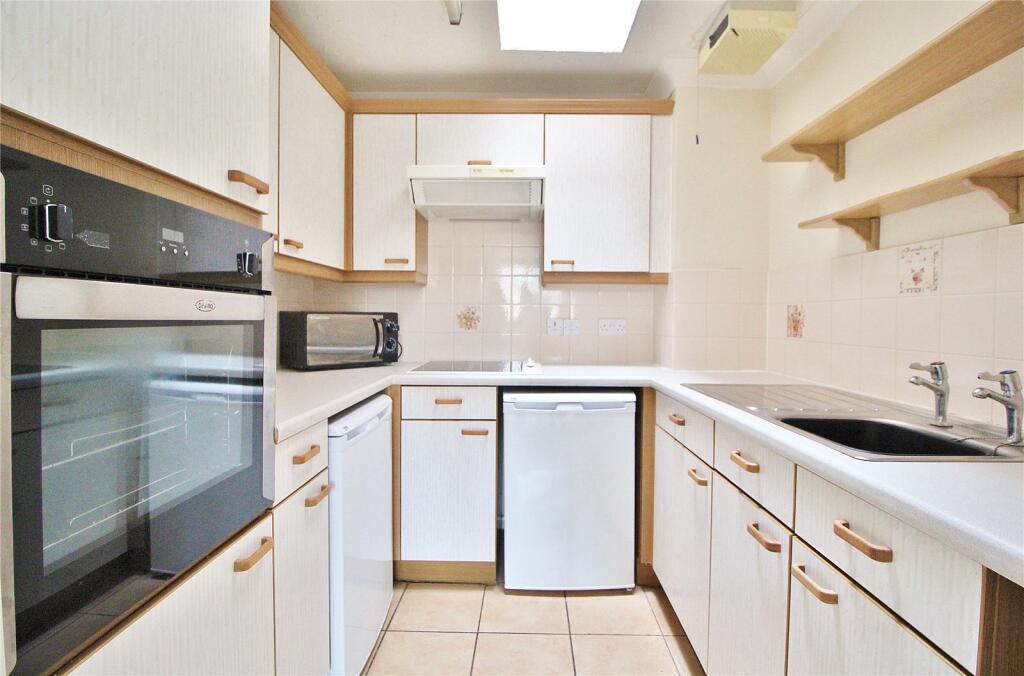 Apartment in Worthing, Findon Valley - View 5