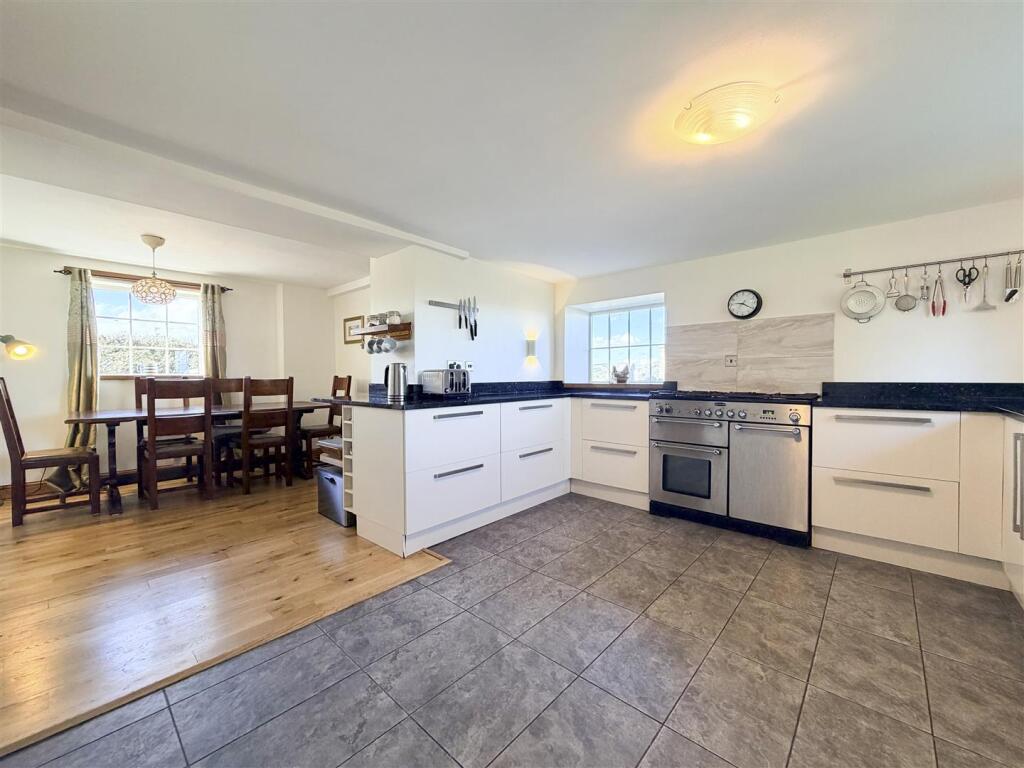 House in Sheffield - View 5