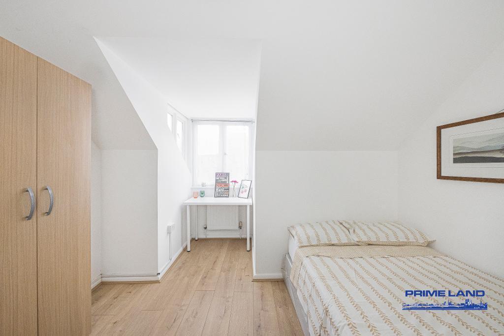 Main image of property: Galsworthy Avenue, Stepney Green, London, E14 7RA