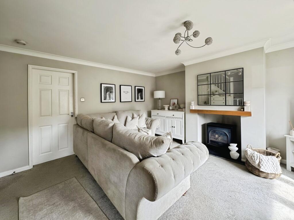 Thornleigh Drive, Liversedge, WF15 image 2