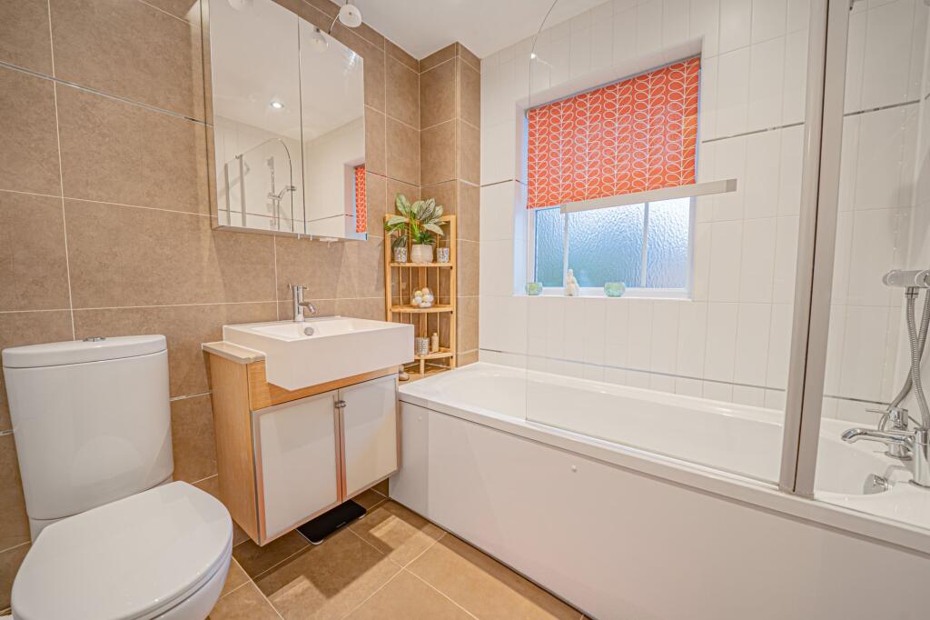 Additional image 20 of Winster Avenue, Dorridge, B93