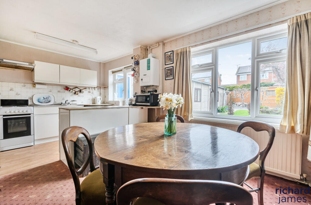 Sheridan Drive, Royal Wootton Bassett, SN4 photo 4