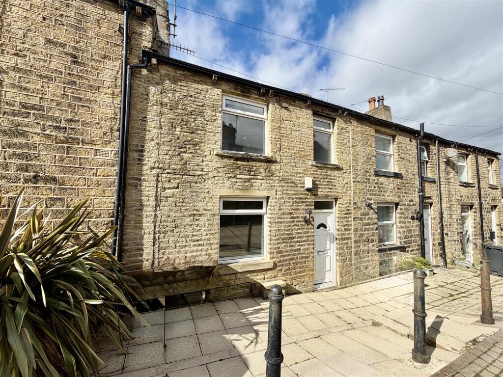 Main image of property: New Street, Netherton, Huddersfield HD4 7EZ
