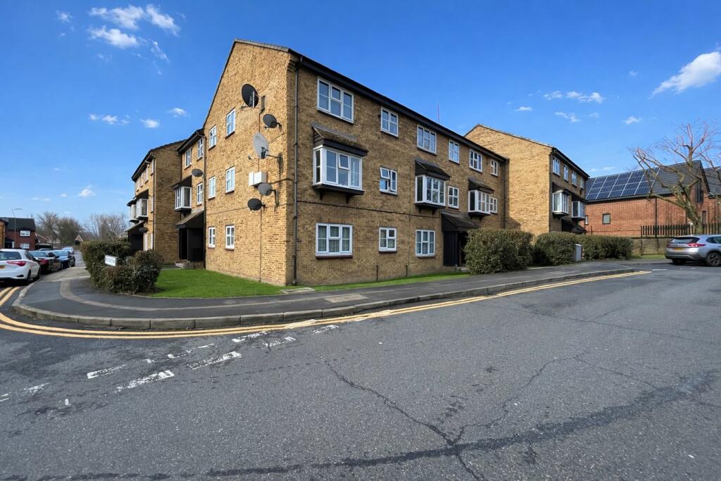 Main image of property: Parish Gate Drive, Sidcup, DA15