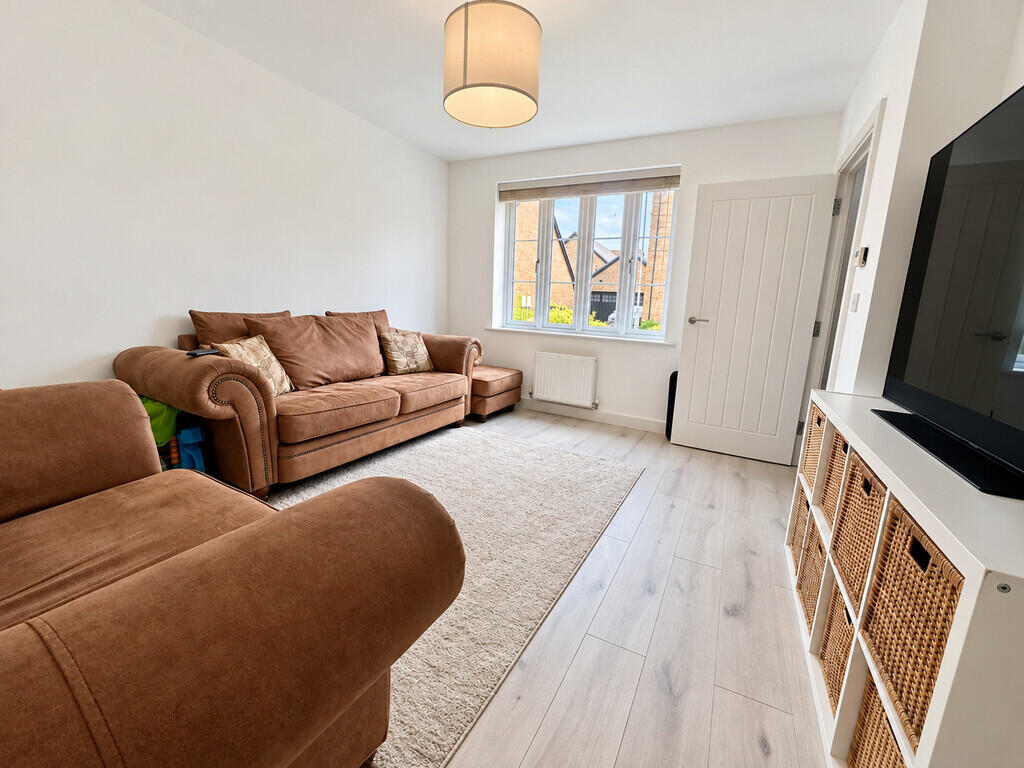 House in Biggleswade, Central Bedfordshire - View 2