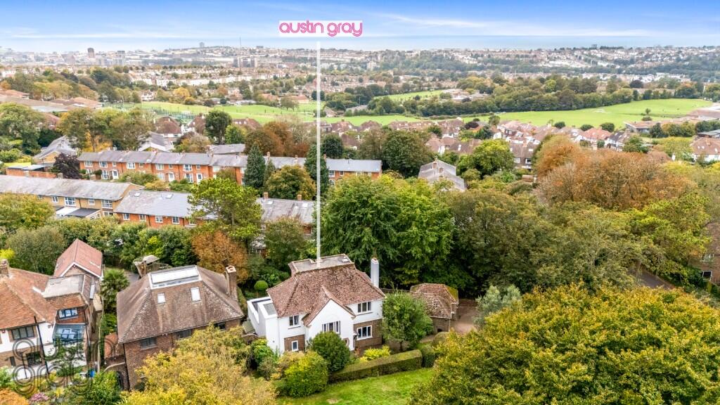 4-bed detached on Surrenden Road, BN1, £950,000