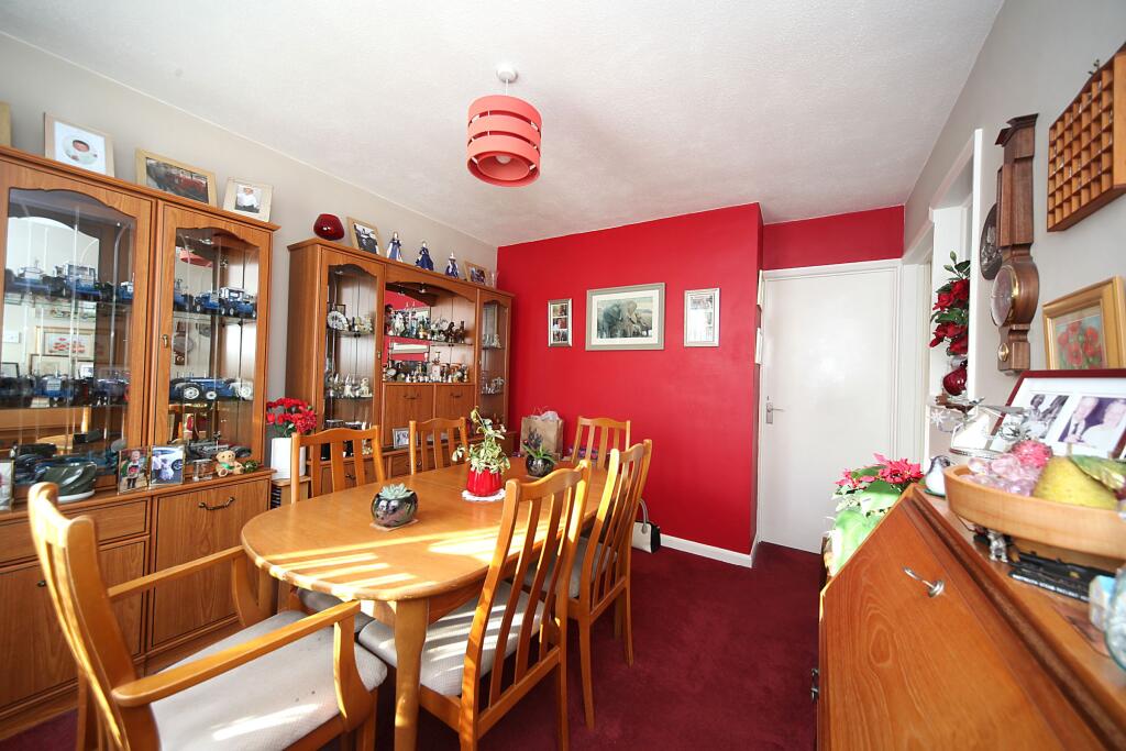 House in Luton - More