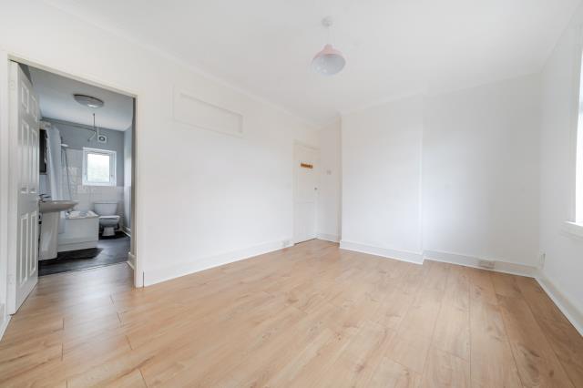 House in Swindon - View 5