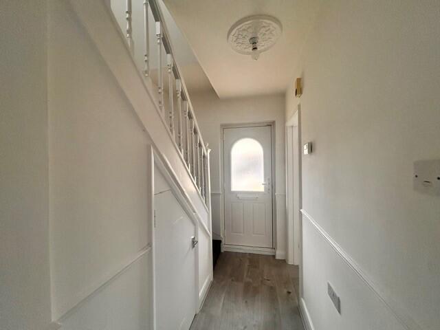 House in Hull - View 3