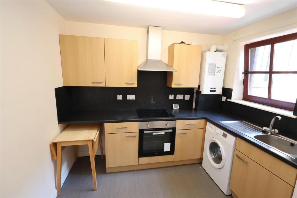 Apartment in Paisley, Inverclyde - View 5