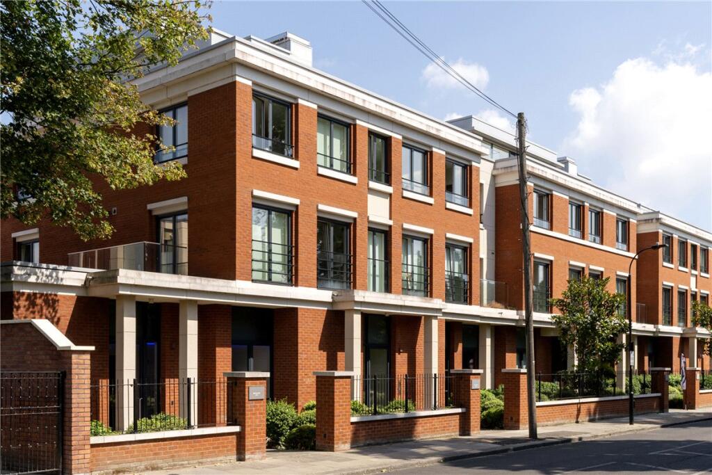 Apartment in London - More