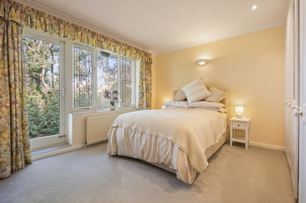 Additional image 15 of Avalon, Evening Hill, Poole, Dorset, BH14