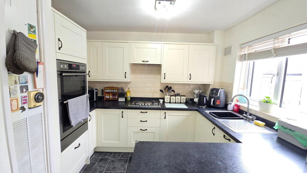 House in Reading - View 4