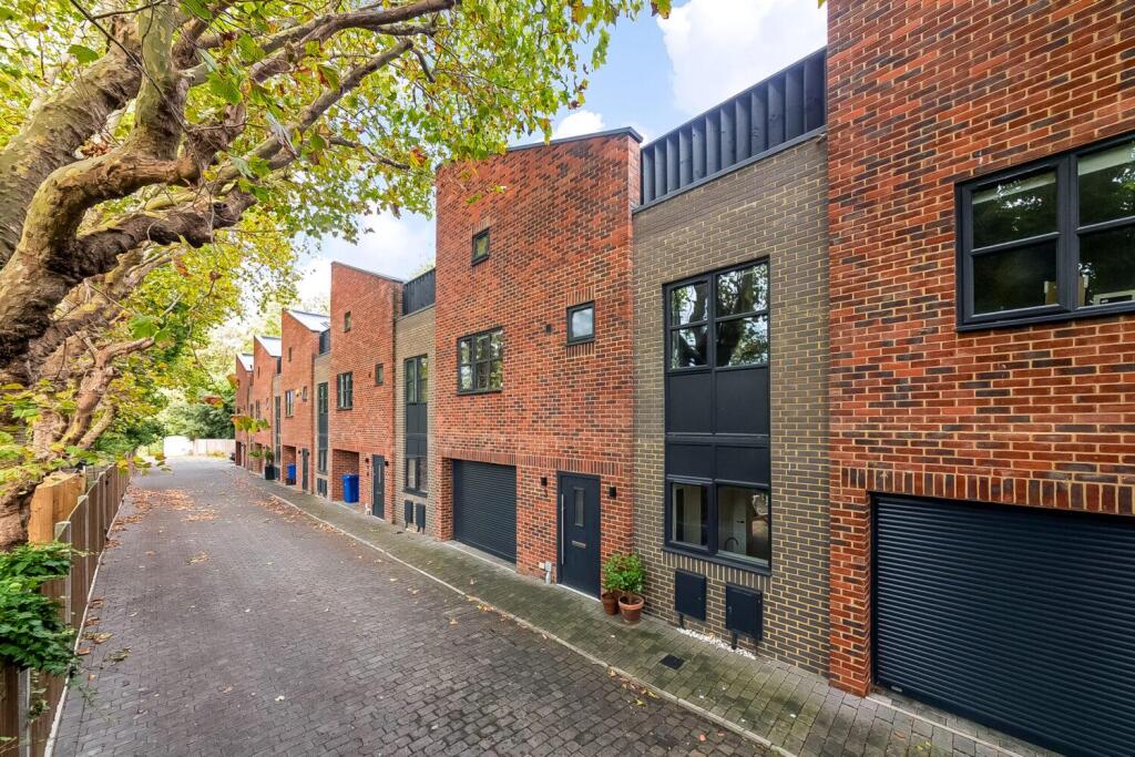 Main image of property: Featherstone Mews, London