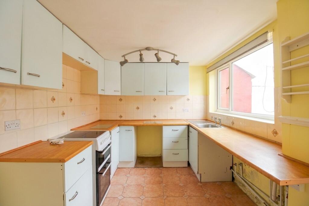 House in Salisbury, St. Paul's - View 4