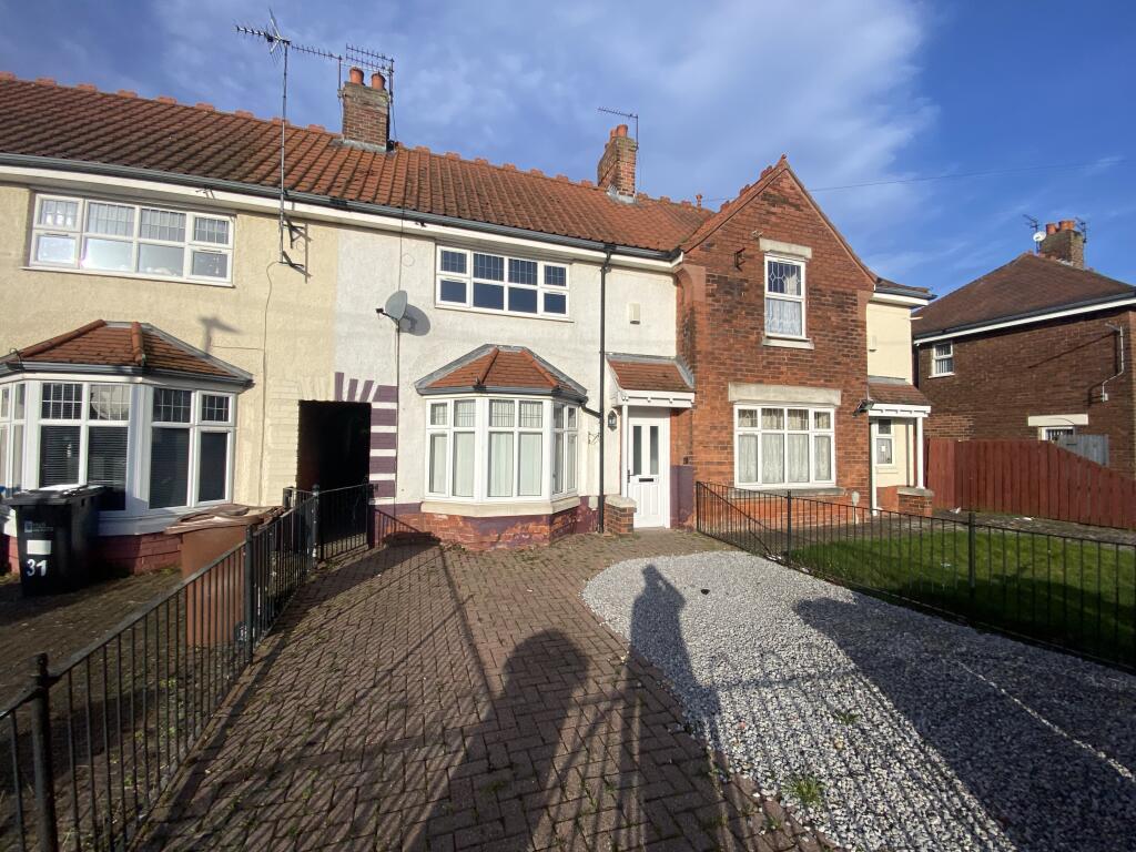 Main image of property: 33 25TH Avenue, Hull, East Riding of Yorkshire HU6 8EX