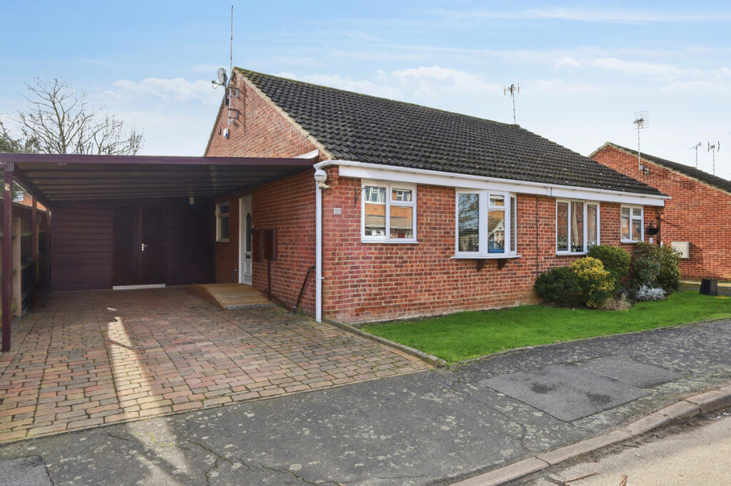 Main image of property: Tillingham Way, Rayleigh, SS6