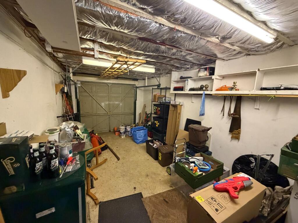 Additional image 20 of Gooselade, Street