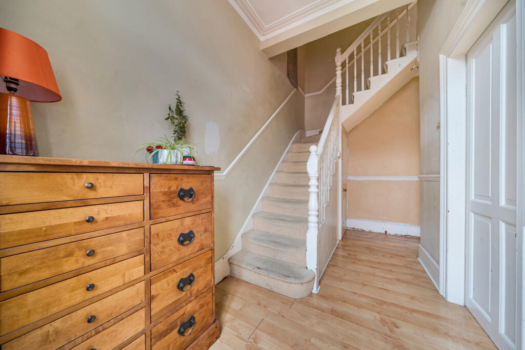 Greenvale Road, London photo 3