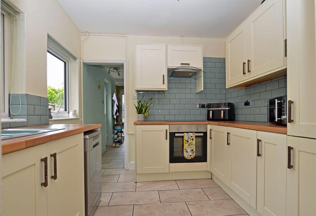 House in Peterborough - View 4