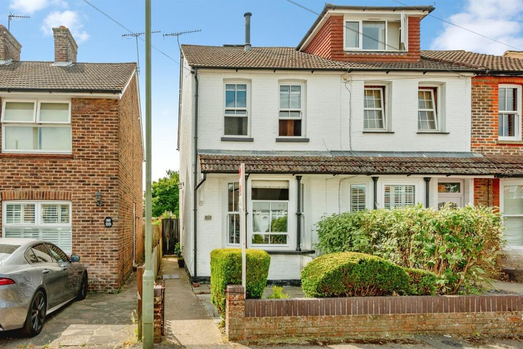 Main image of property: Endsleigh Road, Merstham, Redhill