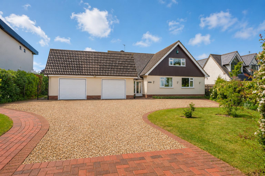 Main image of property: Nicker Hill, Keyworth, Nottingham