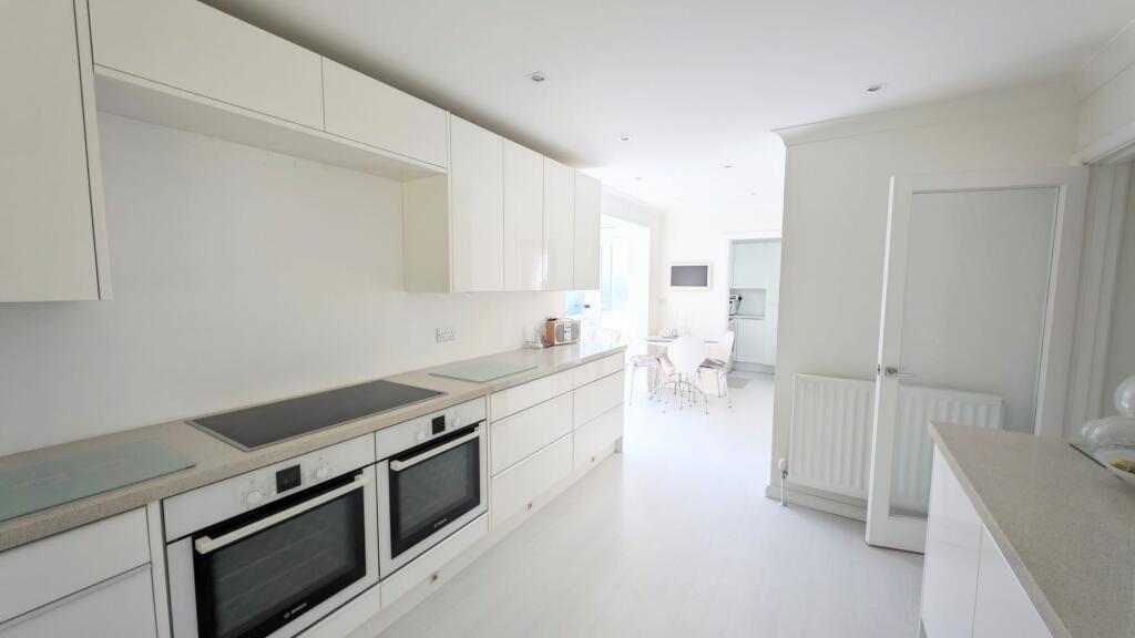 Additional image 7 of Avalon, Lilliput, Poole, BH14 8HT