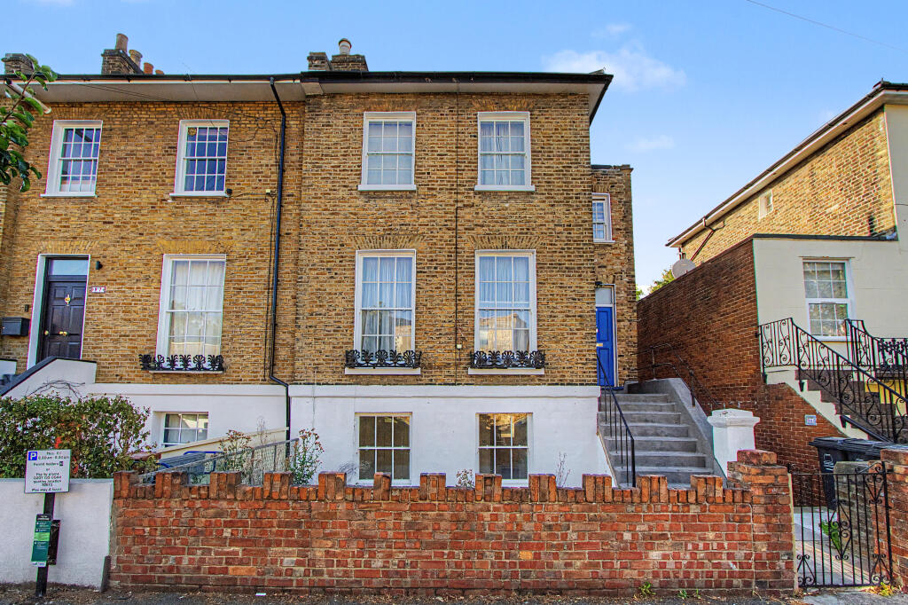 Main image of property: Flat A, 9 Stamford Road, Hackney, London, N1 4JP