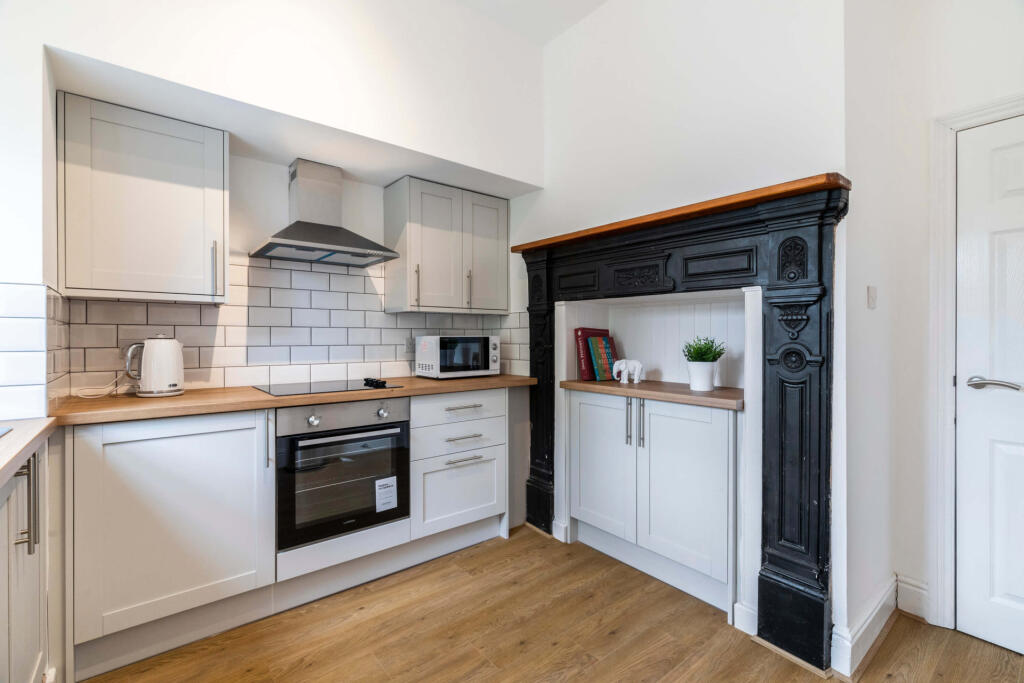 Wood Lane, Leeds – pohled 4