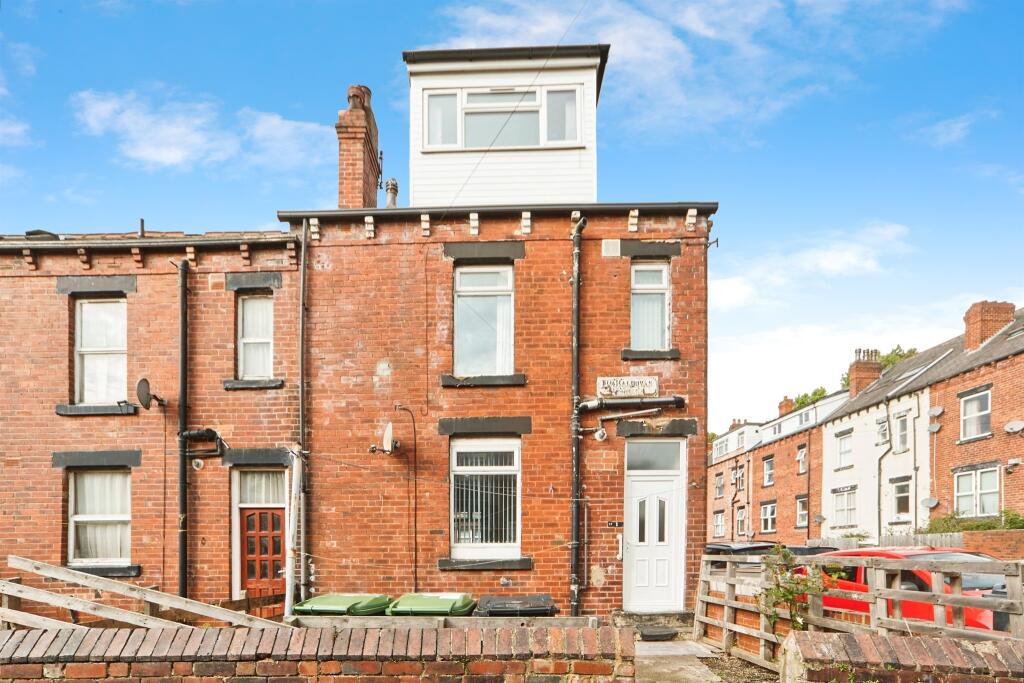 Main image of property: Baldovan Terrace, LEEDS