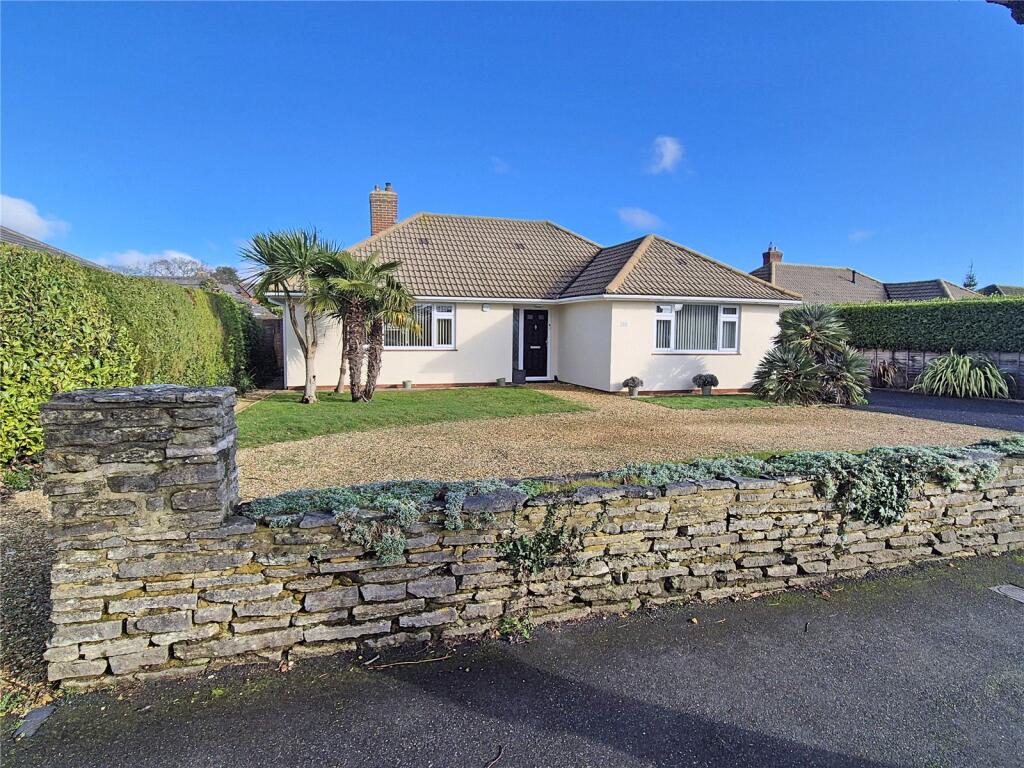 Main image of property: Crossmead Avenue, New Milton, Hampshire, BH25