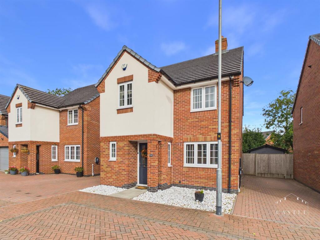 3-bed detached on Tommy Brown Close, Earl Shilton, £310,000