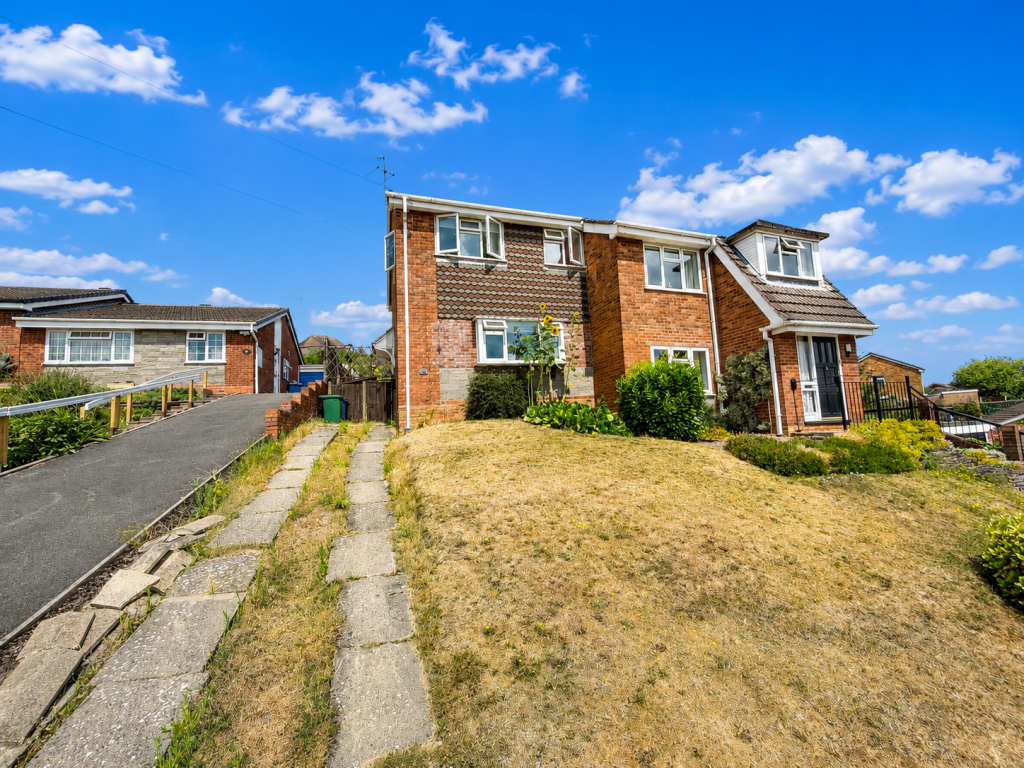 Main image of property: Glenwood Close, Brierley Hill, DY5 2NW
