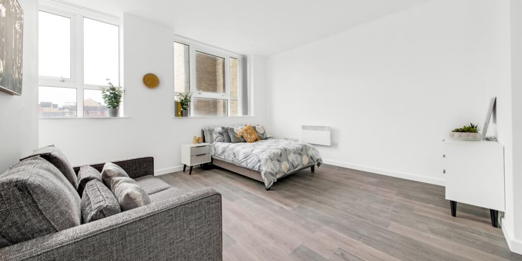 Additional image 6 of Studio, Card House, Bingley Road, Bradford, BD9