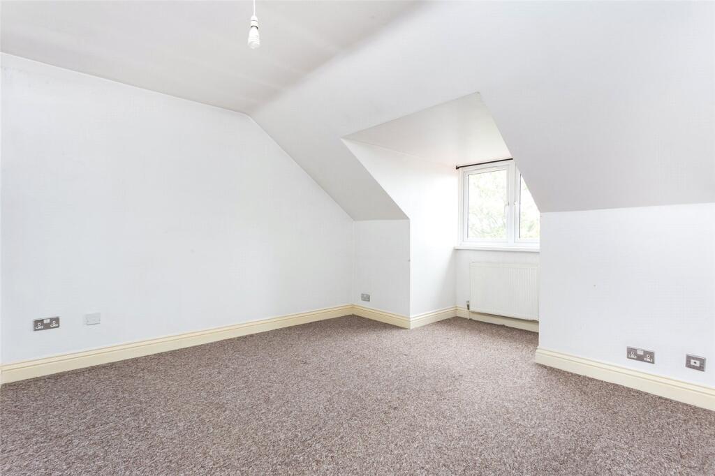 Apartment in London - View 3