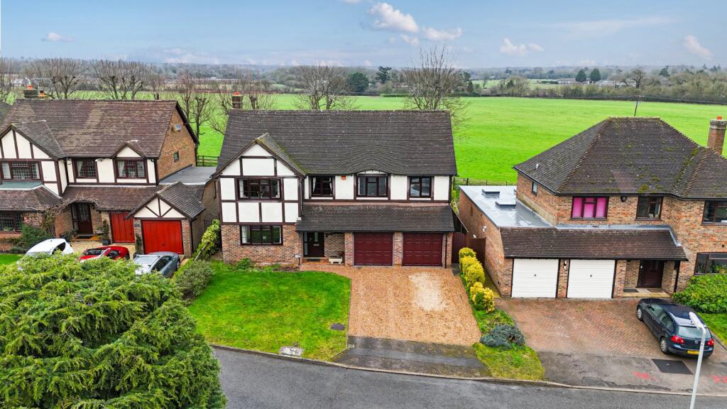 Main image of property: Bowmans Close, Burnham, Buckinghamshire, SL1