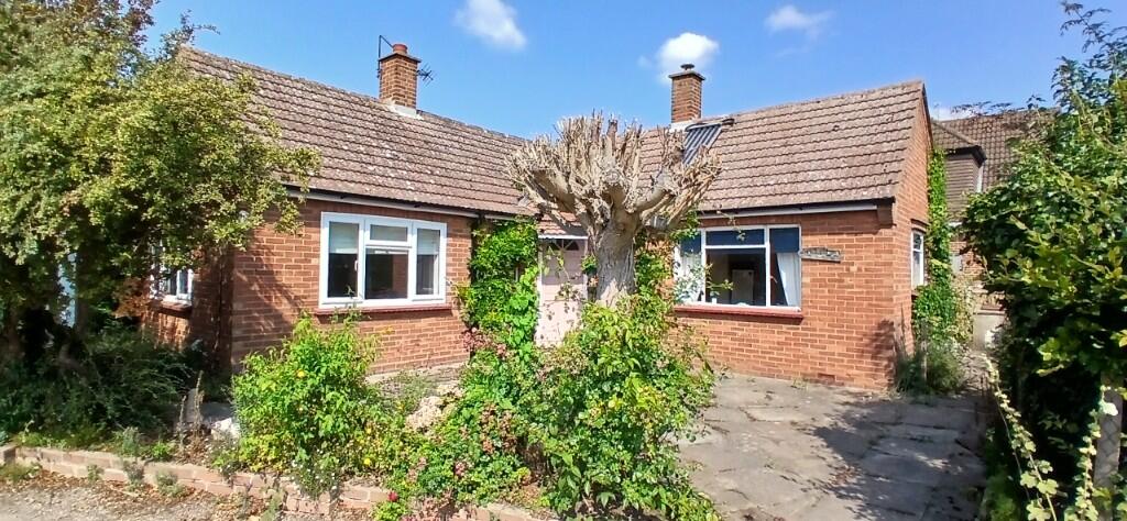 Lawns Close, CO5 photo 2