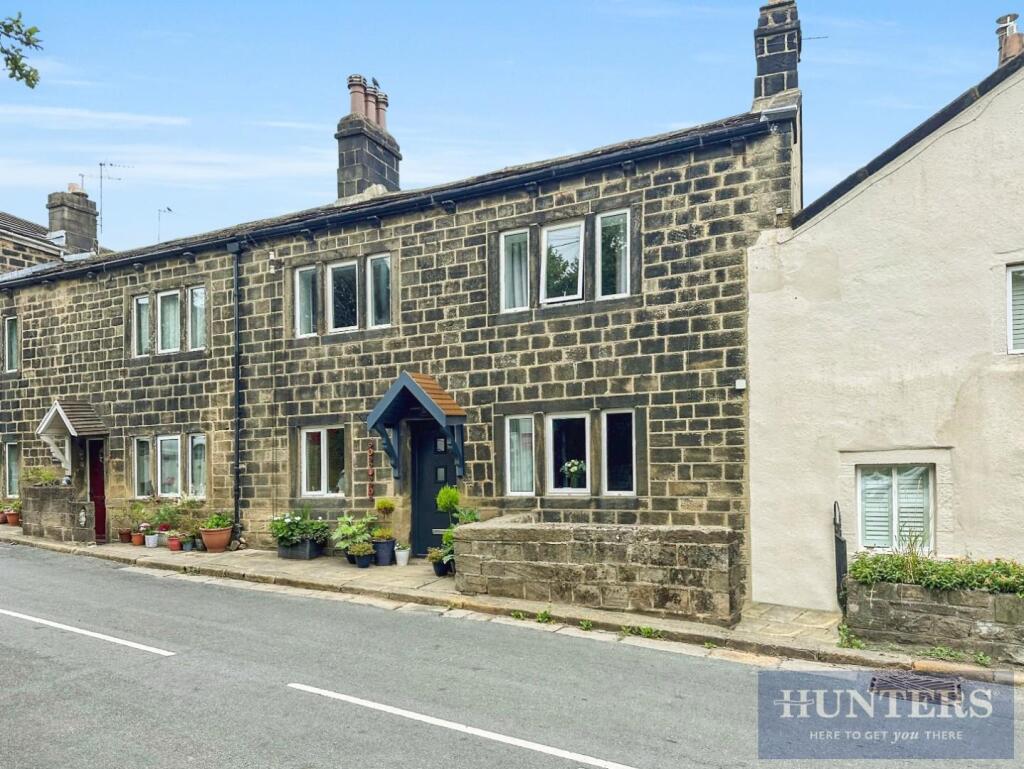2-bed house on Town Street, Guiseley, Leeds, £240,000