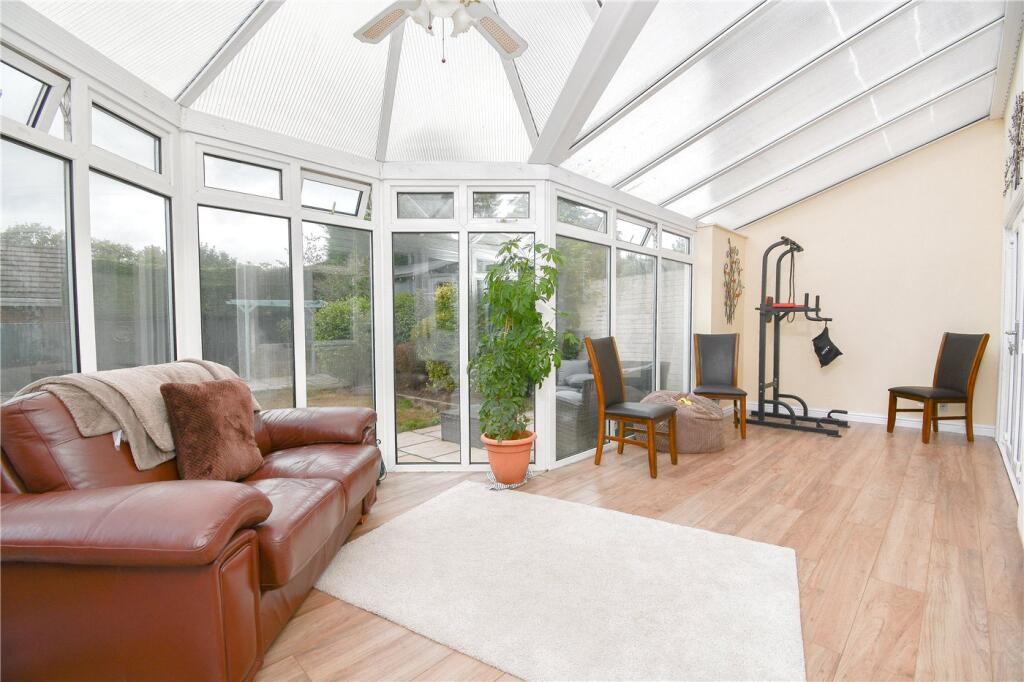 Dawn Close, Ness, Neston photo 4