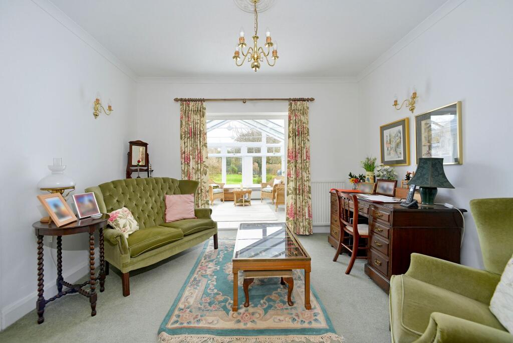 4 bed detached - Church Street, Rudgwick, RH12 image 4