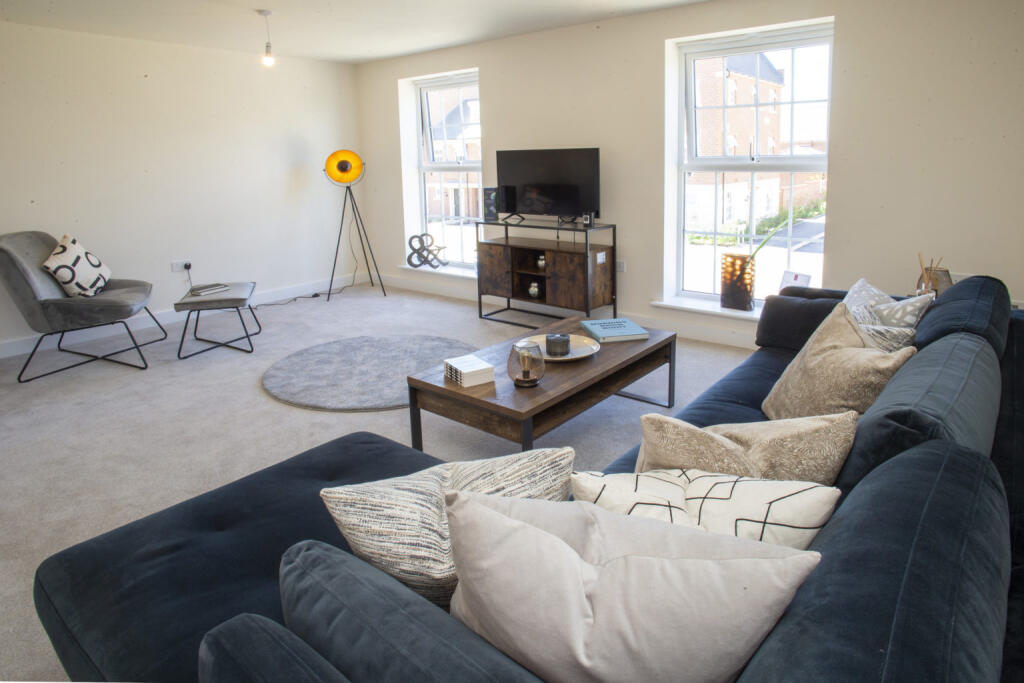 House in Northampton, North Northamptonshire - View 5