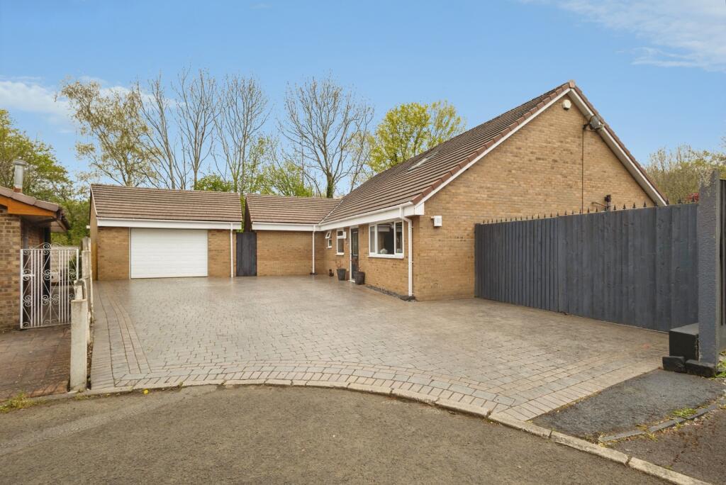 Main image of property: Ashfield, MANCHESTER, Lancashire, M34