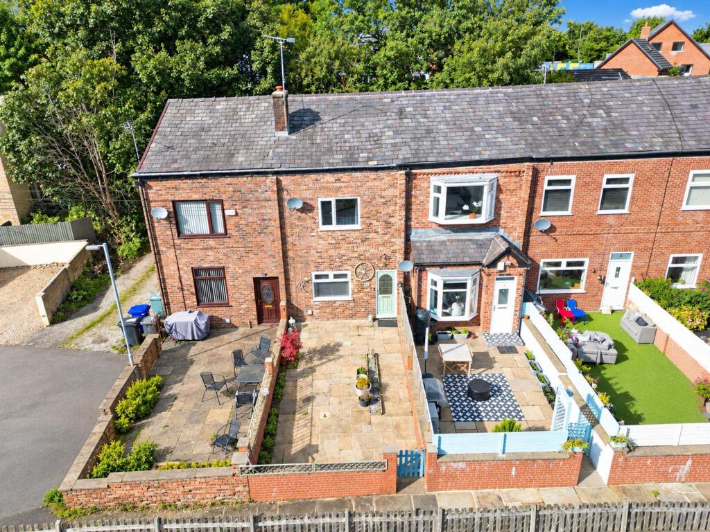 Prospect Terrace, Bury, BL8 photo 4