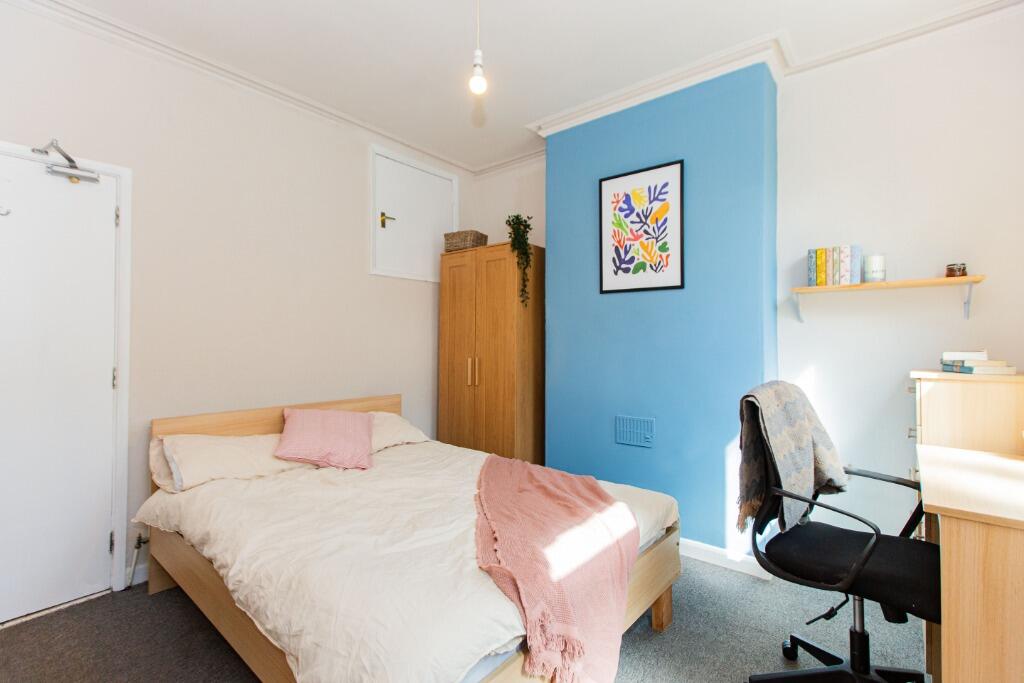 Apartment in Nottingham - View 5