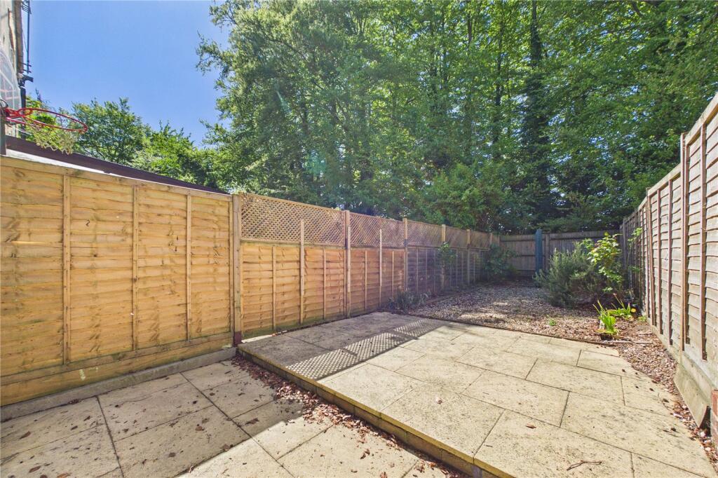 House in Basingstoke and Deane, Rooksdown - View 5