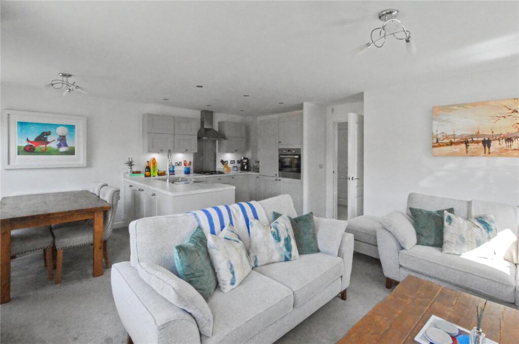Apartment in Leeds, Spofforth Hill, Wetherby - View 5