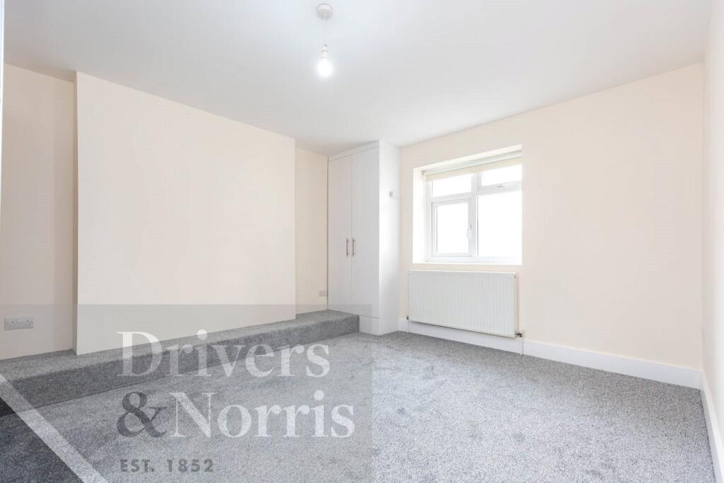 Apartment in London, Manor House, Stoke Newington - View 3