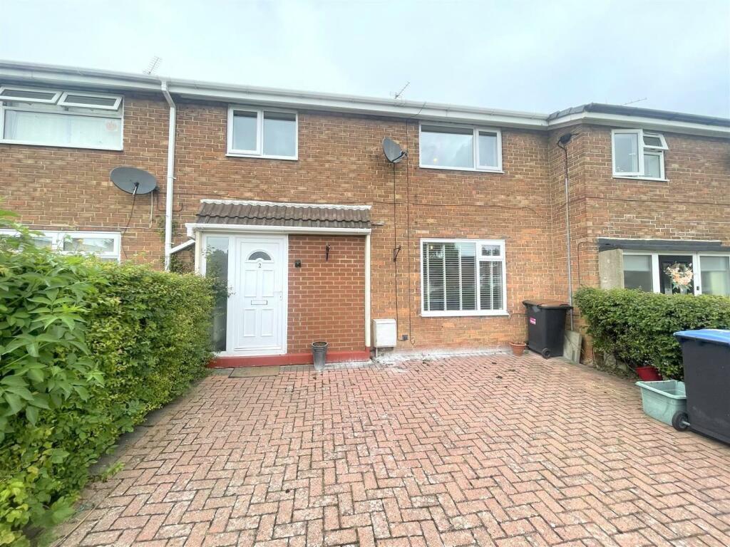 3-bed terraced on Arrowsmith Square, Newton Aycliffe, £110,000