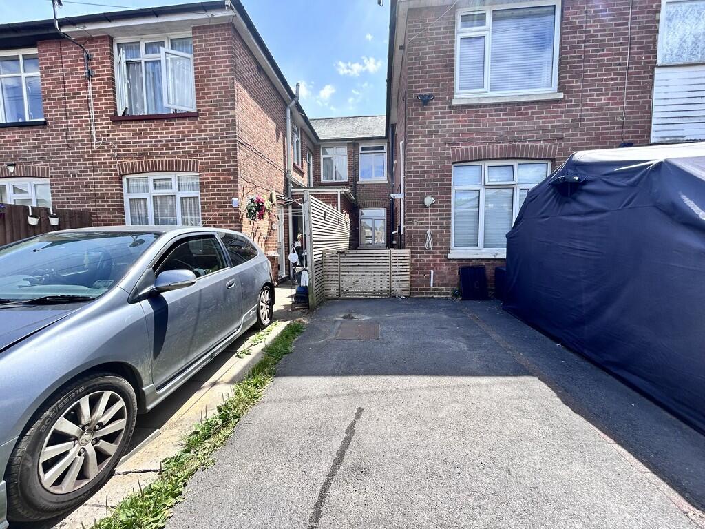 Additional image 17 of Columbia Road, Bournmeouth