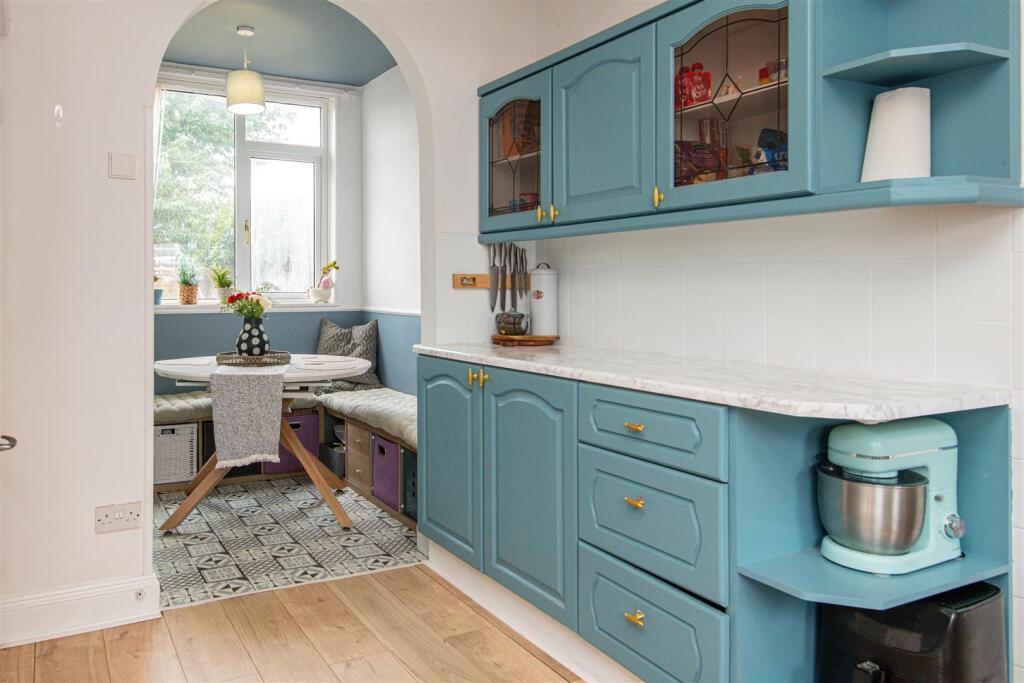 House in Northampton - More